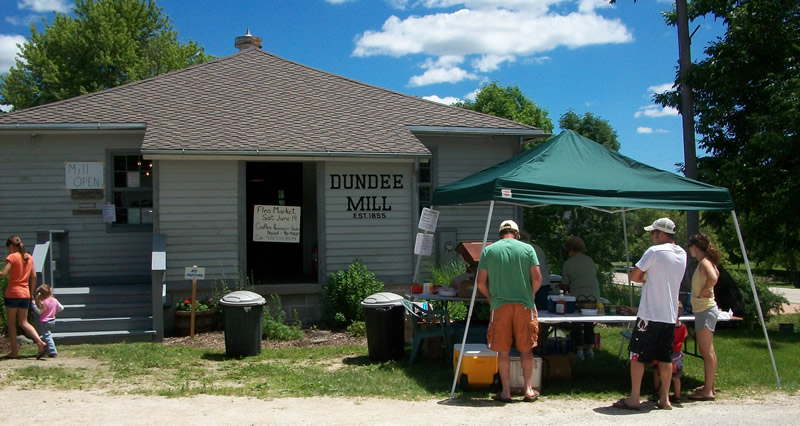 https://www.dundeemill.org/pictures/2010/15 millday food 2010 002.jpg